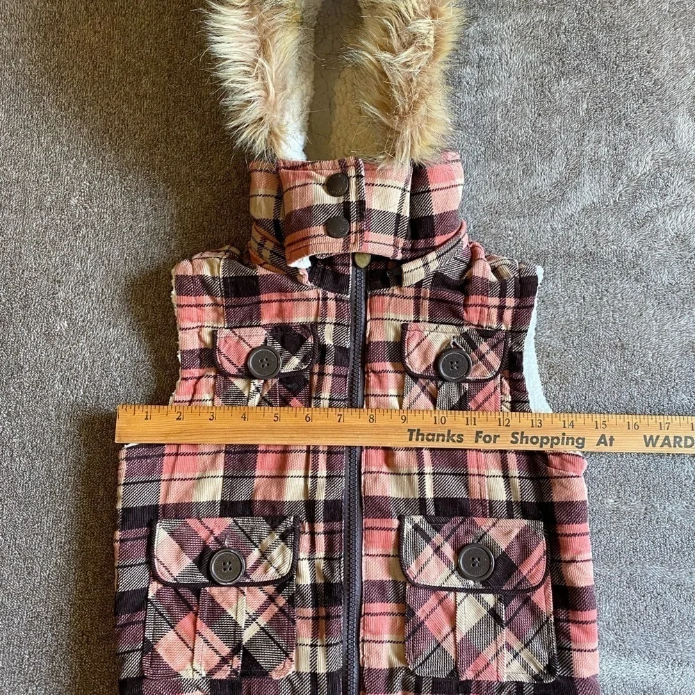 Dollhouse Pink‎ and Brown Faux Fur Hooded Vest.